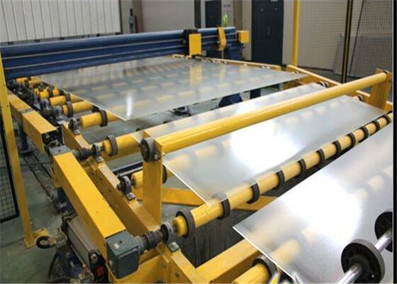 comprare Vetro solare temperato a basso tenore di ferro, ultra trasparente, bianco, da 3,2 mm, vetro solare per finestre con motivo online manufacture