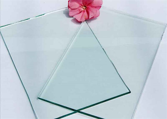 Buy Various Forms 3mm Float Glass Flat Surface With Excellent Optical Performance online manufacture