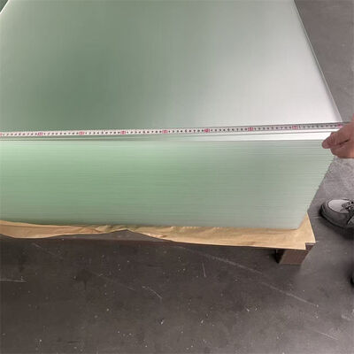 Buy Heat Resistant Solar Tempered Glass Customized Tempered Flat Glass With High Light Transmittance Rate online manufacture