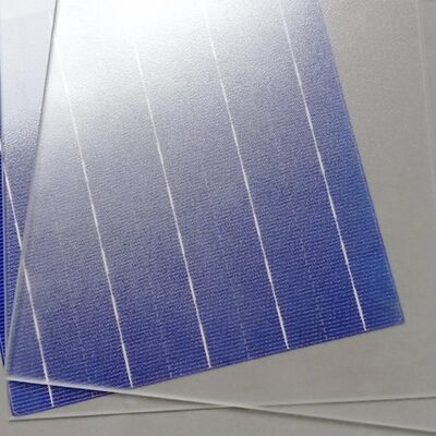 comprar Vidro Temperado Solar de Baixo Ferro Ultra-Claro 2.0/2.5/3.2mm Alta Transmissão AR Revestido e Não Revestido Vidro de Cobertura PV Perfurável online manufacture
